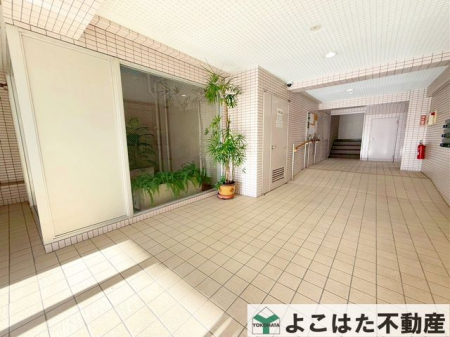 �_�ސ쌧���s������㖃��7���ڂ̒��Ã}���V�����̃G���g�����X