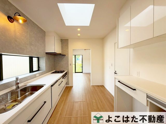 �_�ސ쌧���s�����扤�T����2���ڂ̒��È�ˌ��ẴL�b�`��