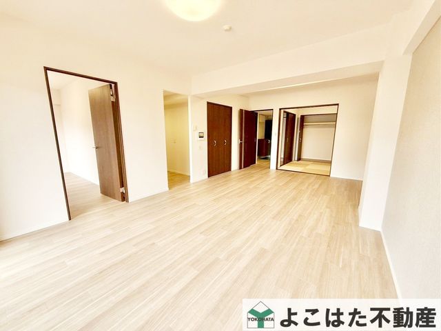 �_�ސ쌧���s���������2���ڂ̒��Ã}���V�����̃��r���O