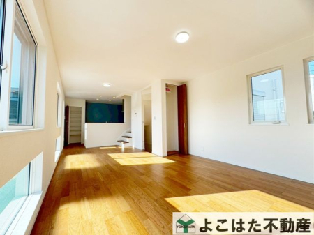 �_�ސ쌧���s������h�͌�5���ڂ̐V�z��ˌ��Ẵ��r���O
