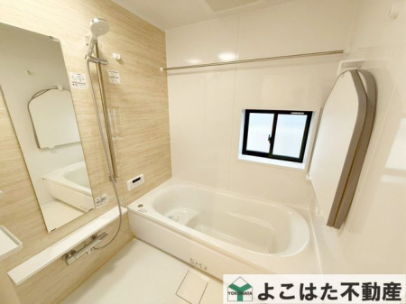 �_�ސ쌧���s������׎R4���ڂ̐V�z��ˌ��Ă̗���