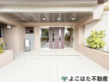 �_�ސ쌧���s������Е�2���ڂ̒��Ã}���V�����̃G���g�����X