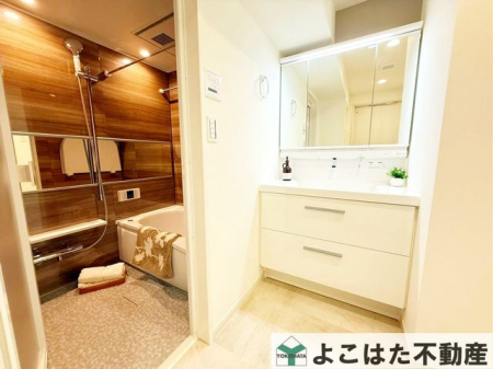 �_�ސ쌧���s������o�� �̒��Ã}���V�����̐��ʑ�E���ʏ�