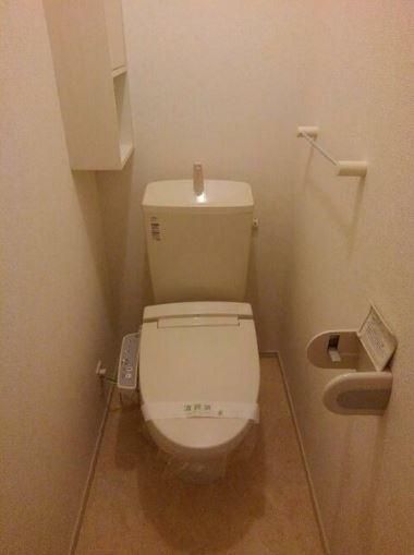【トイレ】　♪別号室写真♪